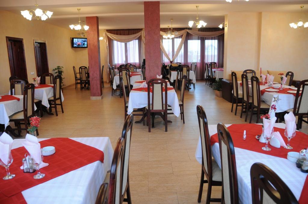 Pension Rozeclas Oradea Exterior foto